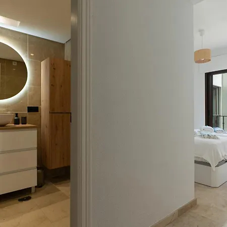 327 Marina Duquesa Apartment *