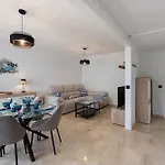 327 Marina Duquesa *